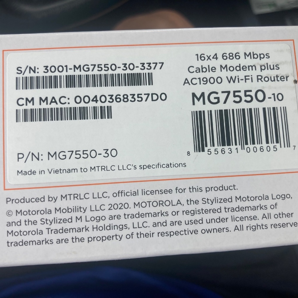 New Motorola Cable Modem withWiFi Router Combo - Picture 4 of 4